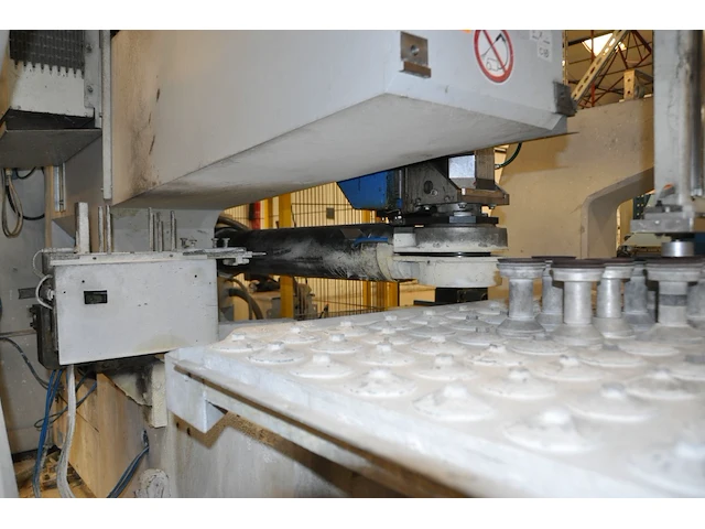 Grinding machine bystronic - afbeelding 2 van  2