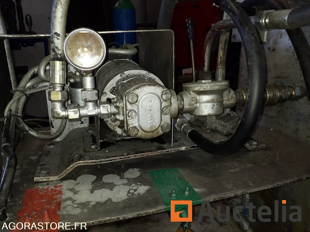 Groep hydraulisch 24 volt - afbeelding 4 van  4