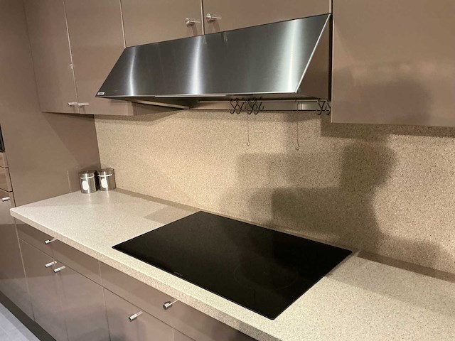 Grohe, siemens, roblin en bosch keukenopstelling - afbeelding 13 van  13