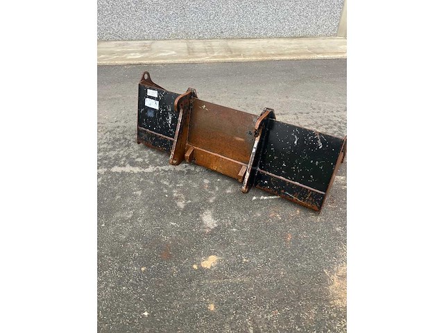 Grondbak met snelwissel - afbeelding 7 van  20