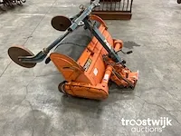Grondfrees minitractor - afbeelding 2 van  3