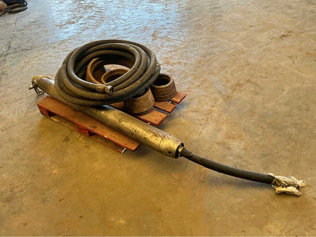 Grondraket met ringen om te kloppen diameter 160 overige grondverzetapparatuur - afbeelding 5 van  6