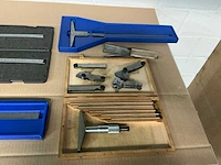 Groot assortiment meetgereedschappen - afbeelding 10 van  18