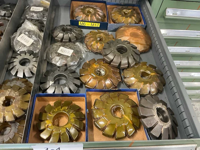 Groot assortiment tandwielfrezen - afbeelding 3 van  12