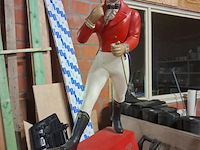 Groot beeld jhonnie walker ( h 700 mm en b 400 mm ) - afbeelding 2 van  6