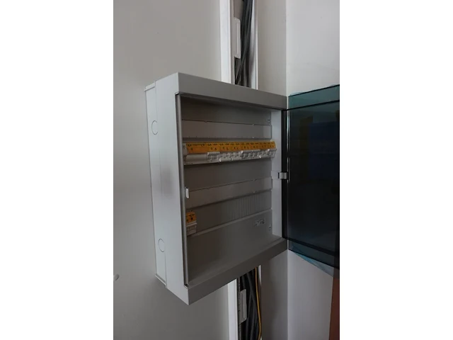 Groot bureau compex ( containers) - afbeelding 11 van  20