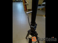 Groot draagbaar statief voor monitoren allcam tr940 - afbeelding 6 van  12
