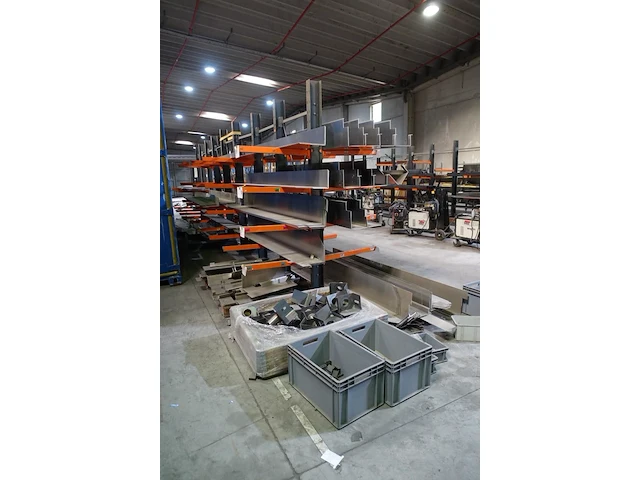 Groot lot aluminium - afbeelding 7 van  14