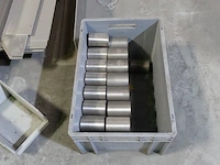 Groot lot aluminium - afbeelding 13 van  14