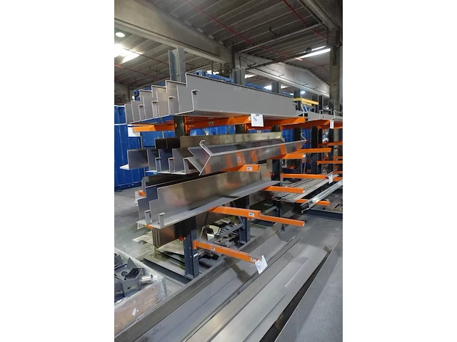 Groot lot aluminium - afbeelding 14 van  14