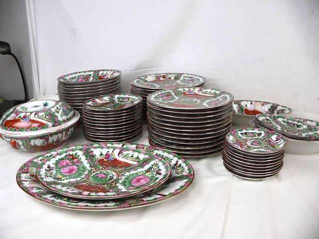 Groot lot chinees servies - afbeelding 6 van  10