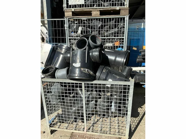 Groot lot diverse buizen en bochten. - afbeelding 5 van  10