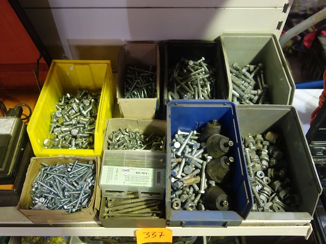 Groot lot diverse vijzen - afbeelding 1 van  3