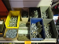 Groot lot diverse vijzen - afbeelding 1 van  3