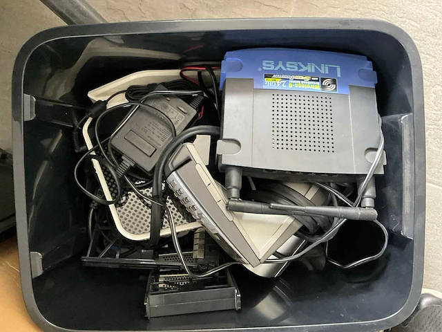 Groot lot elektronica toebehoren - afbeelding 7 van  17