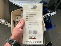 Groot lot elektronica toebehoren - afbeelding 10 van  17