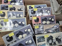 Groot lot gemengd volgens foto's - afbeelding 2 van  4