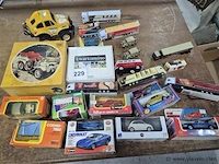 Groot lot gemengd volgens foto's - afbeelding 1 van  6