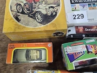 Groot lot gemengd volgens foto's - afbeelding 2 van  6