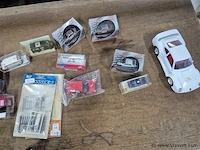 Groot lot gemengd volgens foto's - afbeelding 8 van  8