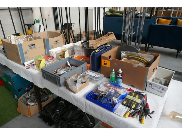 Groot lot gereedschap - afbeelding 1 van  11
