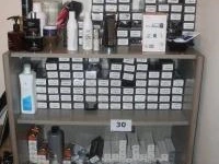 Groot lot haarverzorgingsproducten wo. kleuringen - afbeelding 1 van  4