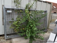 Groot lot hekwerk plus voeten - afbeelding 4 van  5