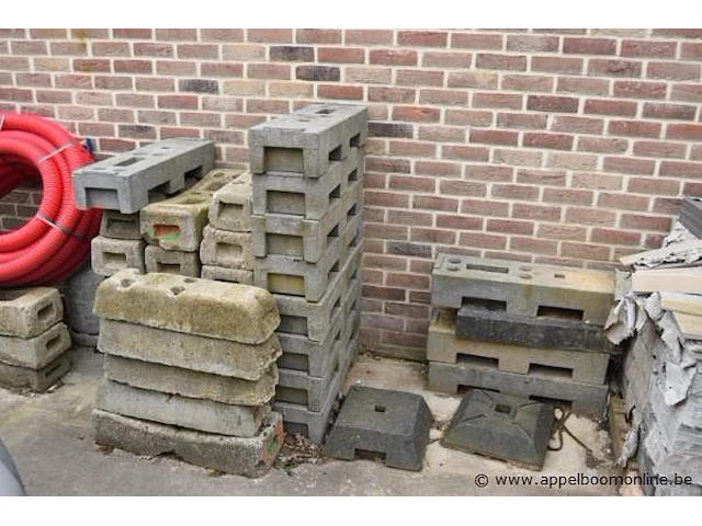 Groot lot hekwerk plus voeten - afbeelding 5 van  5