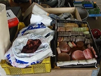 Groot lot kaarsvet (houten bak niet inbegrepen) - afbeelding 12 van  30