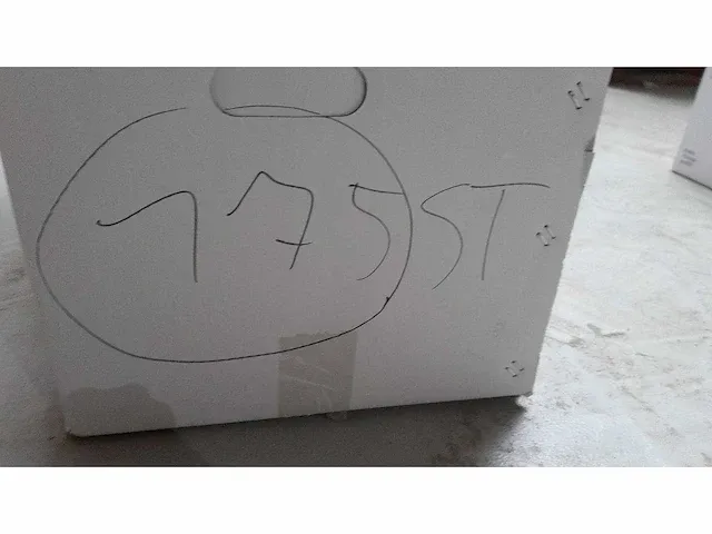 Groot lot mondmaskers - afbeelding 11 van  11