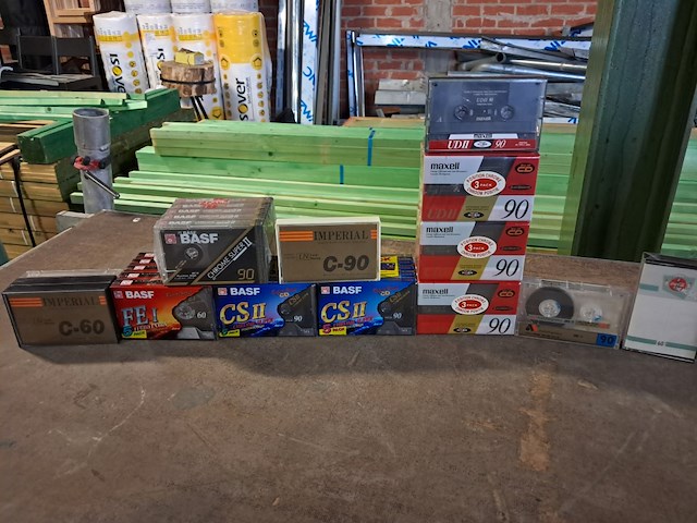 Groot lot nieuwe cassette bandjes 36 stuks - afbeelding 1 van  6