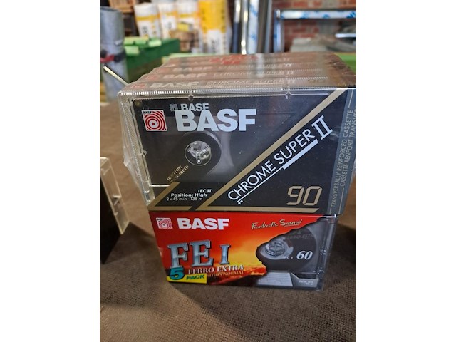 Groot lot nieuwe cassette bandjes 36 stuks - afbeelding 4 van  6