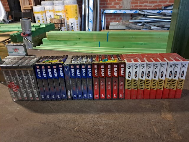 Groot lot nieuwe cassette bandjes 36 stuks - afbeelding 5 van  6