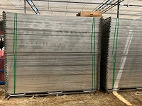 Groot lot panelen hondenren + deuren - afbeelding 1 van  14