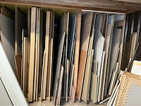 Groot lot plaatmateriaal en enkele kastdeurtjes. - afbeelding 14 van  27