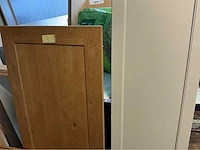 Groot lot plaatmateriaal en enkele kastdeurtjes. - afbeelding 17 van  27