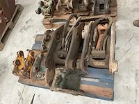 Groot lot snelwissels minikraan compleet met onderdelen. - afbeelding 1 van  15