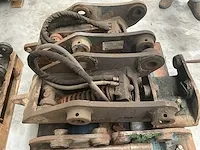 Groot lot snelwissels minikraan compleet met onderdelen. - afbeelding 14 van  15