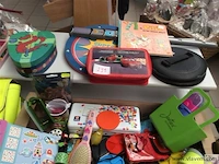 Groot lot varia speelgoed - afbeelding 3 van  4