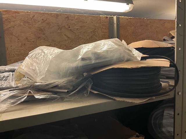 Groothandel partij van deur- en raamafdichtingen - afbeelding 10 van  12