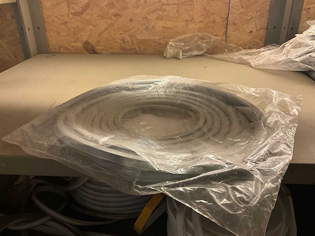 Groothandel partij van deur- en raamafdichtingen - afbeelding 12 van  12