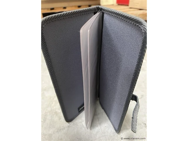 Grootse partij creditcard tasjes/houders - afbeelding 3 van  4