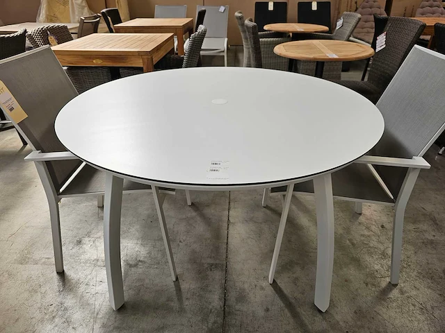 Grosfillex alu tuintafel sunset wit mat dia 130cm met hpl blad wit - afbeelding 2 van  5
