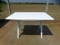 Grosfillex plooitafel wit - afbeelding 1 van  3