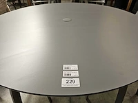 Grosfillex sunset tafel dia 120cm platinumgrijs hpl blad - afbeelding 4 van  4