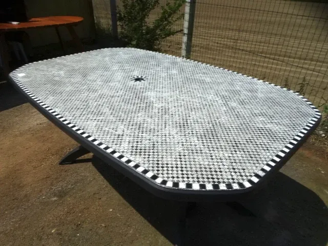 Grosfillex tafel - afbeelding 2 van  4