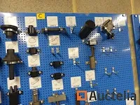 Grote aantal gereedschappen en stukken voor garage - afbeelding 22 van  82
