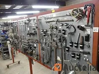 Grote aantal gereedschappen en stukken voor garage - afbeelding 59 van  82