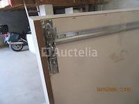 Grote apotheek aan de muur - afbeelding 1 van  6