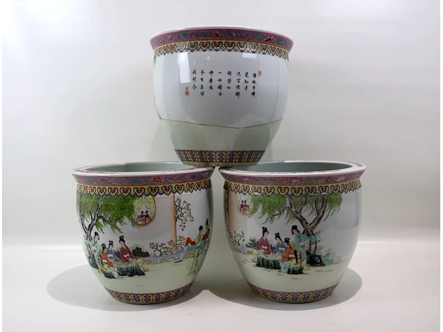 Grote decoratieve bloempot (x3) - afbeelding 1 van  5